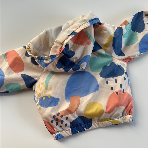 H&M Retro Baby Raincoat with Abstract Design - Picture 4 of 4